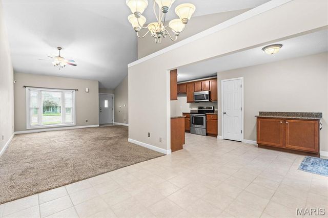 3220 Eastridge Drive, Shiloh, IL 62221