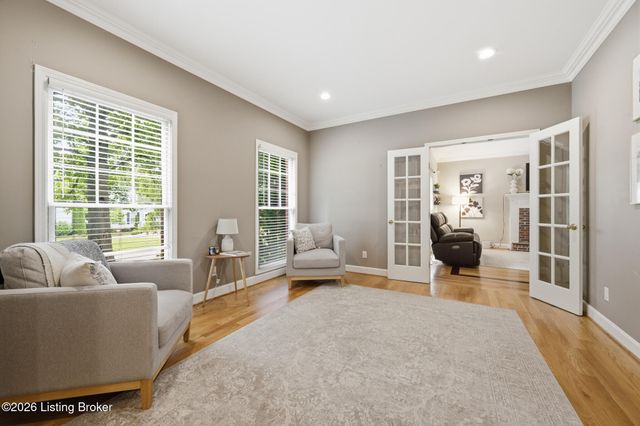 2302 Winterhaven Ct, Prospect, KY 40059