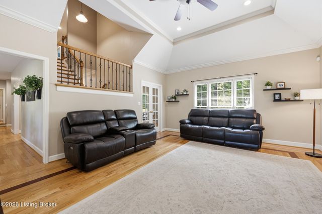 2302 Winterhaven Ct, Prospect, KY 40059