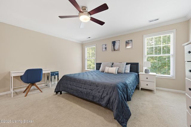 2302 Winterhaven Ct, Prospect, KY 40059
