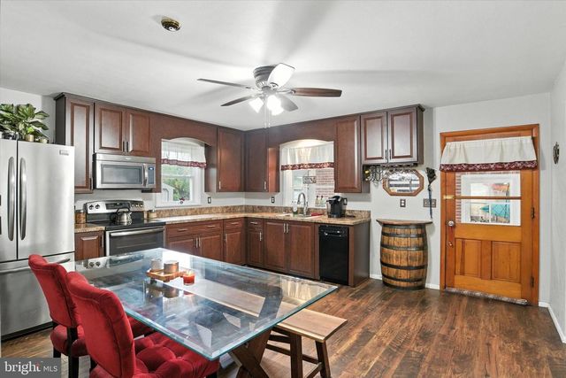 420 OBERLIN RD, Middletown, PA 17057