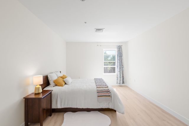 30 Franklin St 312, Malden, MA 02148