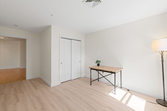 30 Franklin St 312, Malden, MA 02148