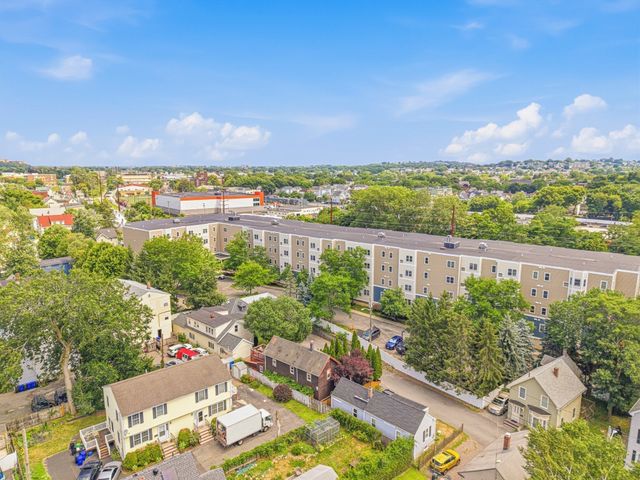 30 Franklin St 312, Malden, MA 02148