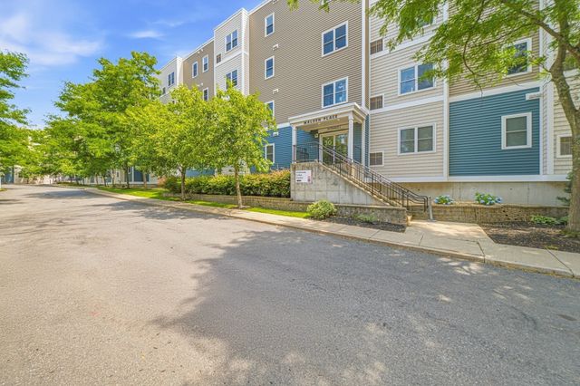 30 Franklin St 312, Malden, MA 02148