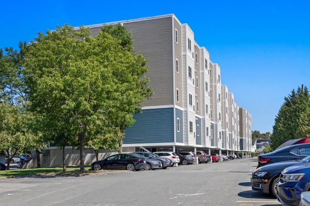30 Franklin St 312, Malden, MA 02148