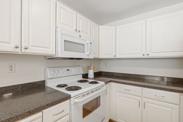 30 Franklin St 312, Malden, MA 02148