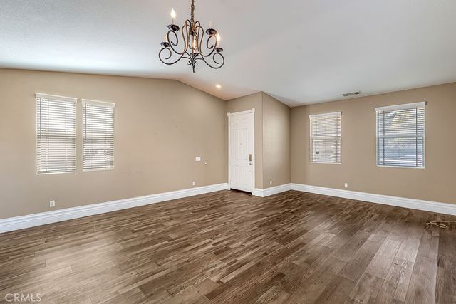 1752 Campanella, Perris, CA 92571