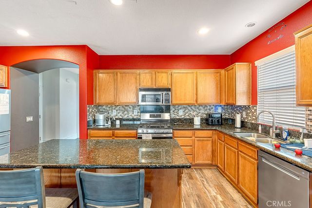 1752 Campanella, Perris, CA 92571