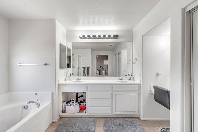 1752 Campanella, Perris, CA 92571