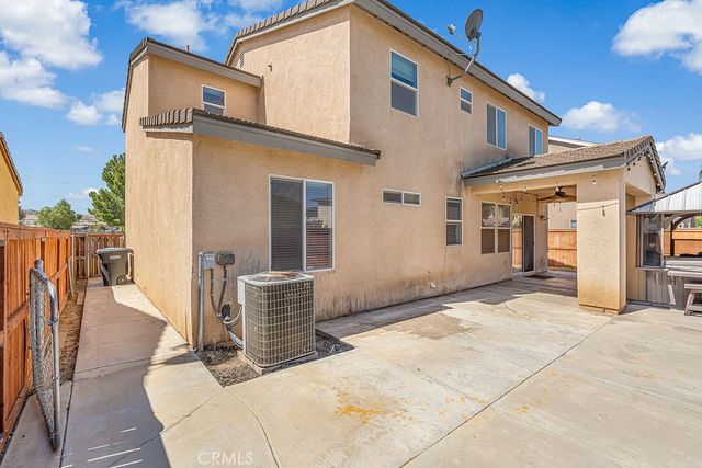 1752 Campanella, Perris, CA 92571