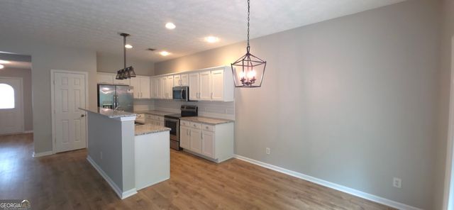 1209 Bronze Oak Way, Cumming, GA 30040