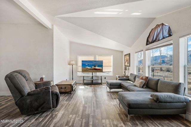 10 Burke Drive, Wellington, NV 89444