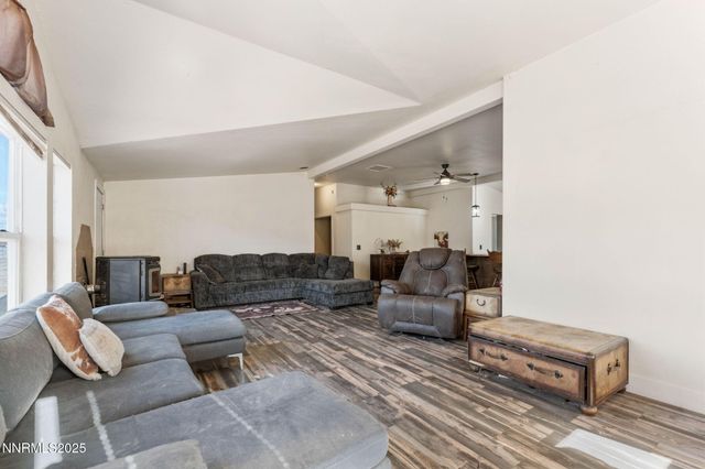 10 Burke Drive, Wellington, NV 89444