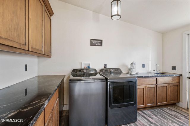 10 Burke Drive, Wellington, NV 89444