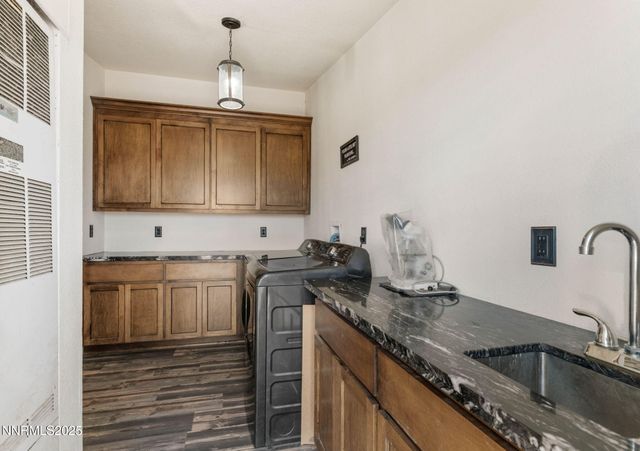 10 Burke Drive, Wellington, NV 89444