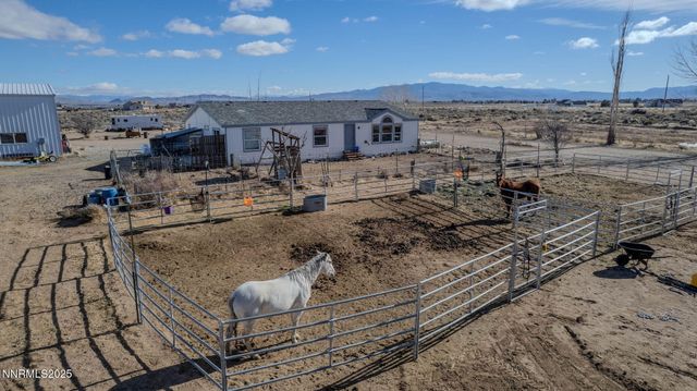 10 Burke Drive, Wellington, NV 89444