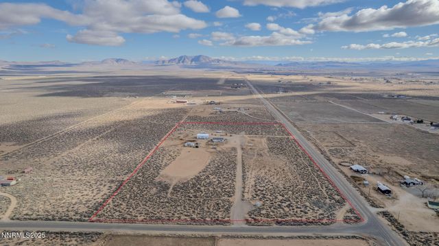 10 Burke Drive, Wellington, NV 89444