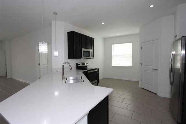 737 CITRUS RESERVE BOULEVARD, Davenport, FL 33837