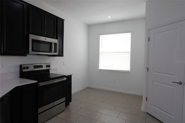 737 CITRUS RESERVE BOULEVARD, Davenport, FL 33837
