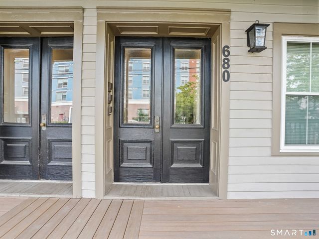678 Atlantic Street 3, Stamford, CT 06902