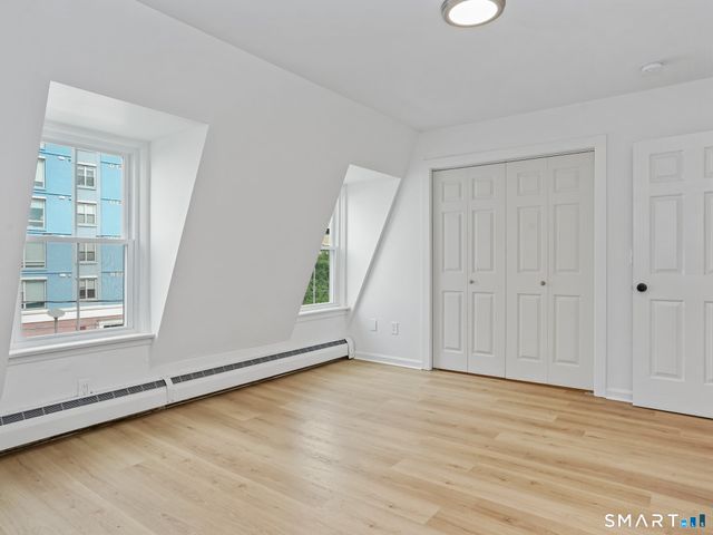 678 Atlantic Street 3, Stamford, CT 06902