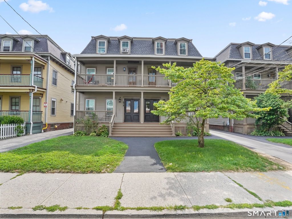 678 Atlantic Street 3, Stamford, CT 06902