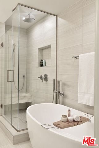 23908 De Ville Way B, Malibu, CA 90265