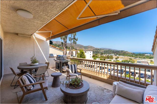 23908 De Ville Way B, Malibu, CA 90265