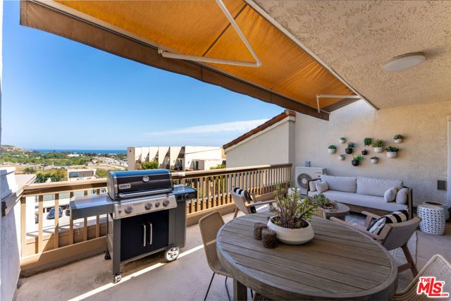 23908 De Ville Way B, Malibu, CA 90265