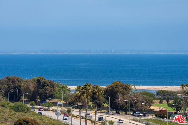 23908 De Ville Way B, Malibu, CA 90265