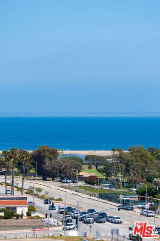 23908 De Ville Way B, Malibu, CA 90265