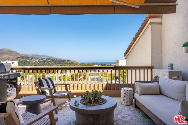 23908 De Ville Way B, Malibu, CA 90265