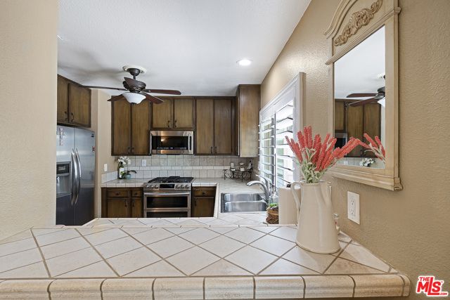 1637 Aspen Village Way, West Covina, CA 91791