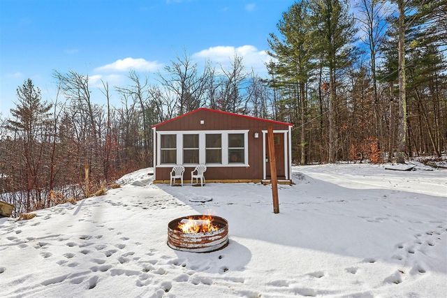 7364 N Northern Drive, Pentwater, MI 49449
