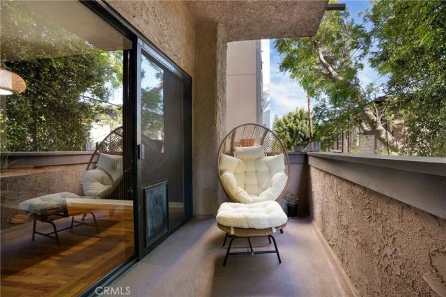 2307 Fox Hills 105, Los Angeles, CA 90064