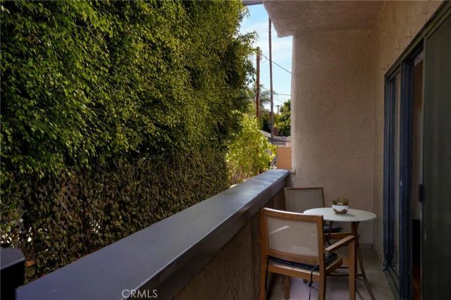 2307 Fox Hills 105, Los Angeles, CA 90064