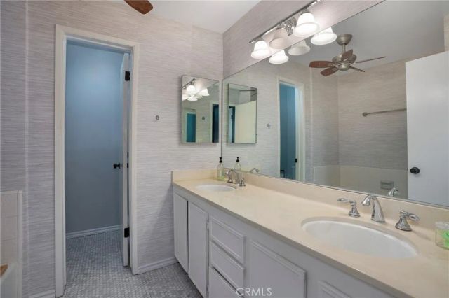 2307 Fox Hills 105, Los Angeles, CA 90064