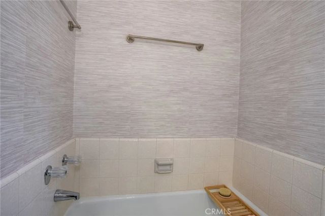 2307 Fox Hills 105, Los Angeles, CA 90064