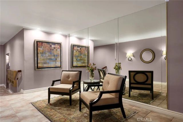 2307 Fox Hills 105, Los Angeles, CA 90064