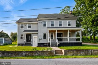 8255 MERTZTOWN RD #A, Alburtis, PA 18011