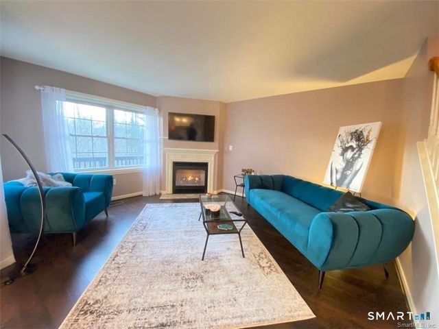 1303 Bradford Drive 1303, Danbury, CT 06811