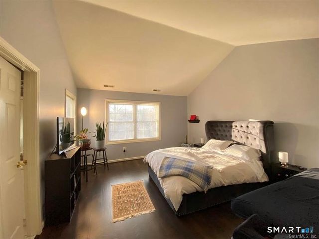 1303 Bradford Drive 1303, Danbury, CT 06811