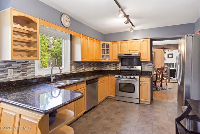 822 York Road, Brick, NJ 08724