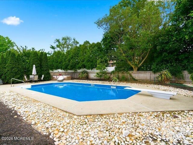822 York Road, Brick, NJ 08724
