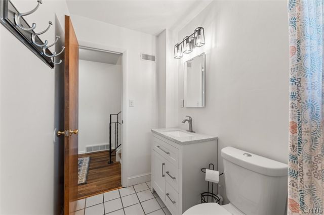 9 Foxberry Lane, Clay, NY 13090
