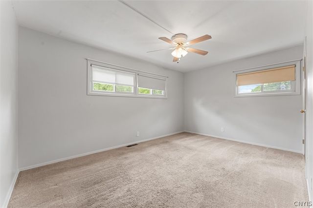 9 Foxberry Lane, Clay, NY 13090