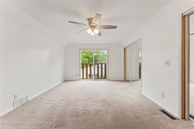 9 Foxberry Lane, Clay, NY 13090