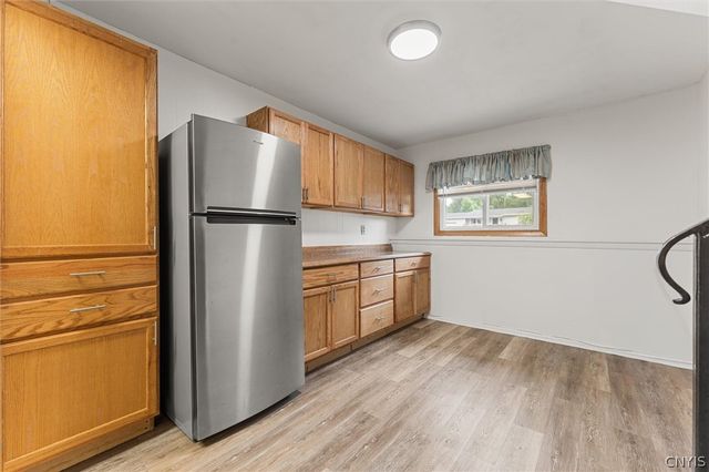 9 Foxberry Lane, Clay, NY 13090