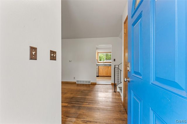 9 Foxberry Lane, Clay, NY 13090